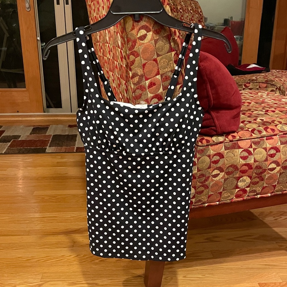 Lands’ End Square Neck Underwire Tankini Top Black with white polka dot Sz 4 NWT